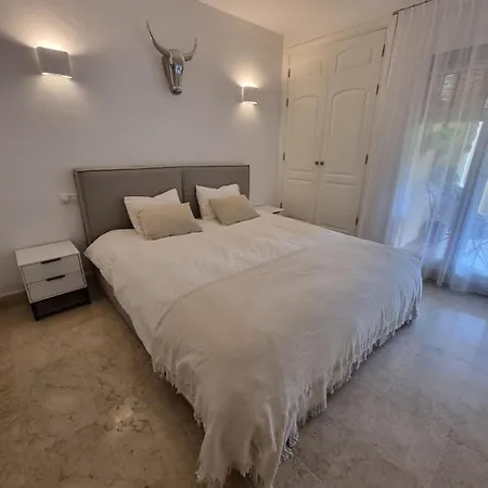 Santa Maria Village Elviria * Μαρμπέλλα
