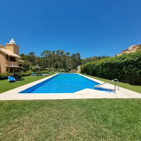 Santa Maria Village Elviria Lägenhet *