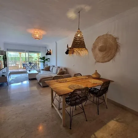 Santa Maria Village Elviria Apartment *